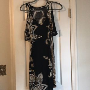 Short sleeve cold shoulder dress